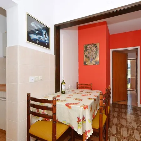 Alduk Apartament *